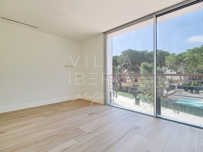 3 slaapkamer Appartement te koop in Platja d'Aro met garage - € 925.000 (Ref: 9651855)