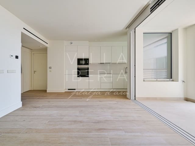 3 slaapkamer Appartement te koop in Platja d'Aro, Castell-Platja d'Aro met garage - € 925.000 (Ref: 9651855)