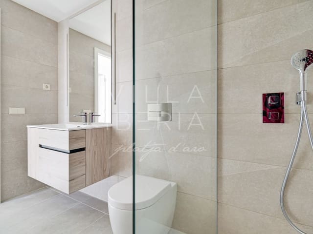 3 slaapkamer Appartement te koop in Platja d'Aro, Castell-Platja d'Aro met garage - € 925.000 (Ref: 9651855)