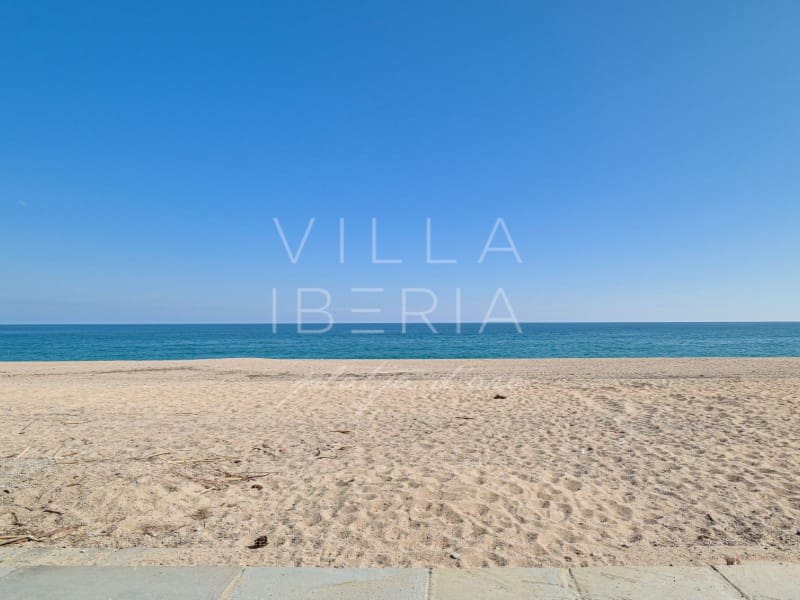 3 slaapkamer Appartement te koop in Platja d'Aro met garage - € 925.000 (Ref: 9651855)