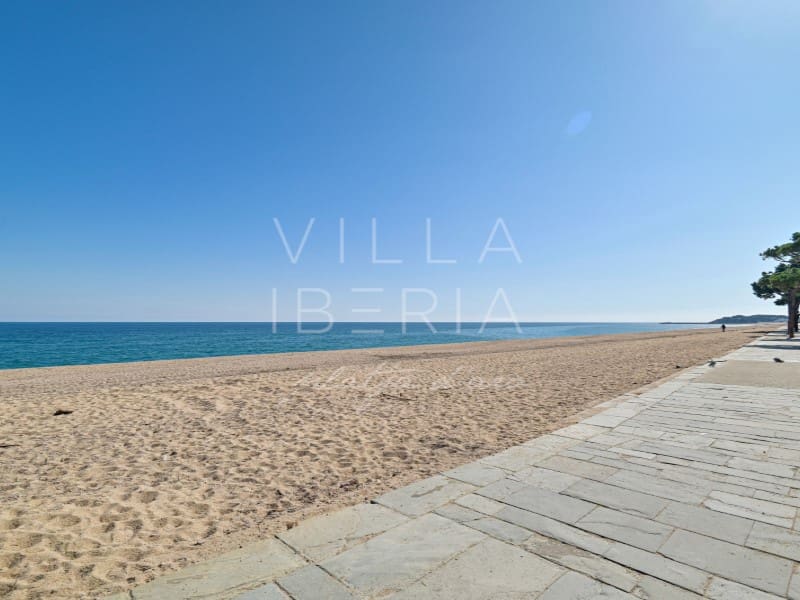 3 slaapkamer Appartement te koop in Platja d'Aro met garage - € 925.000 (Ref: 9651855)