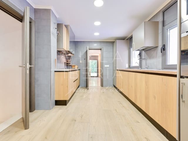 5 camera da letto Villa in vendita in Platja d'Aro, Castell-Platja d'Aro con piscina garage - 2.000.000 € (Rif: 9690533)