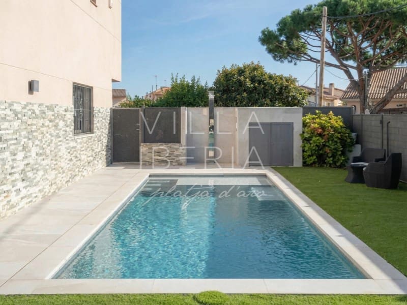 4 camera da letto Villetta Bifamiliare in vendita in Platja d'Aro con garage - 880.000 € (Rif: 9690534)