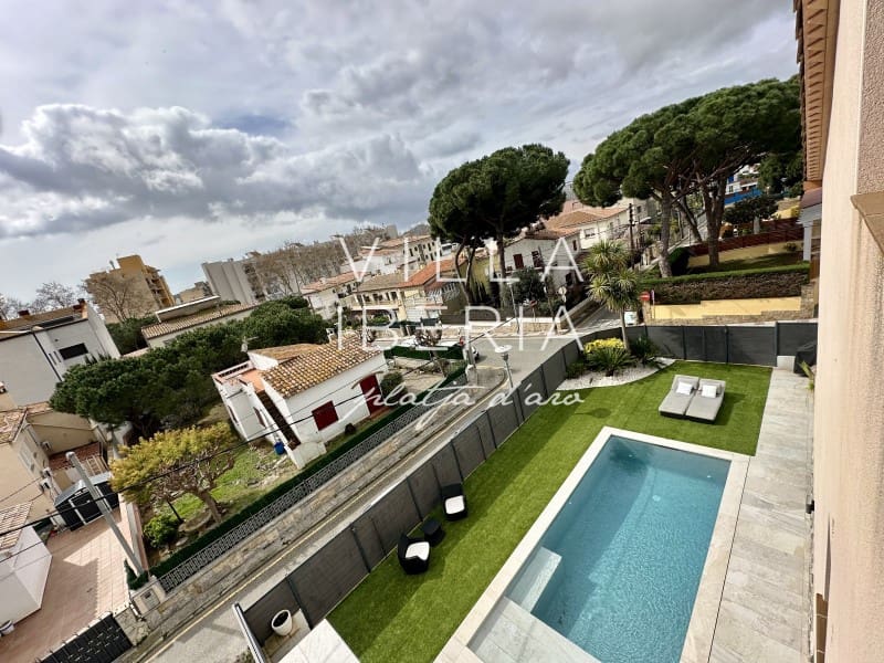 4 camera da letto Villetta Bifamiliare in vendita in Platja d'Aro con garage - 880.000 € (Rif: 9690534)