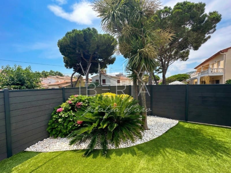 4 camera da letto Villetta Bifamiliare in vendita in Platja d'Aro con garage - 880.000 € (Rif: 9690534)