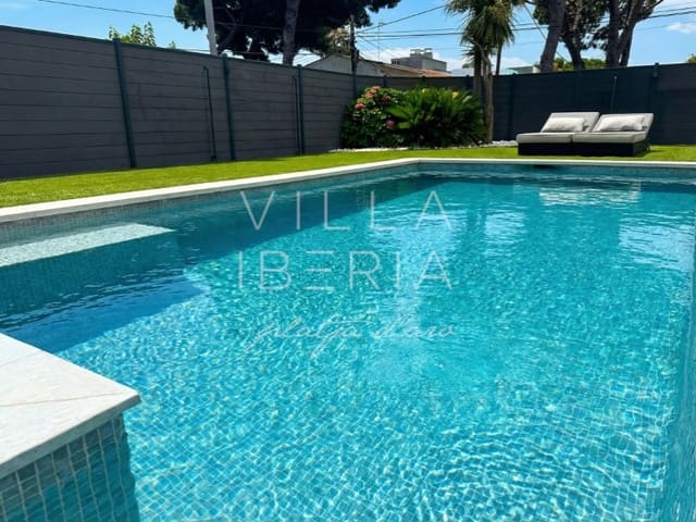 4 Zimmer Doppelhaus zu verkaufen in Platja d'Aro, Castell-Platja d'Aro mit Garage - 790.000 € (Ref: 9690534)
