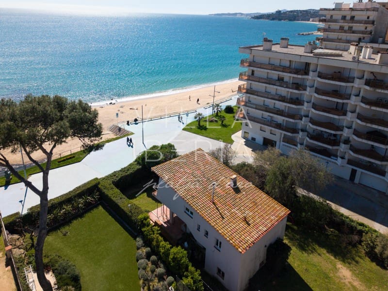 3 chambre Villa/Maison à vendre à Sant Antoni de Calonge avec garage - 1 495 000 € (Ref: 9704911)