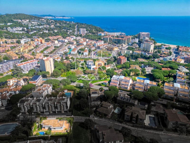 4 quarto Moradia para venda em Platja d'Aro com piscina garagem - 1 200 000 € (Ref: 9719842)