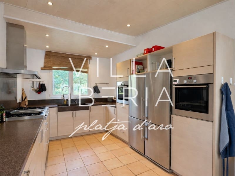 7 slaapkamer Villa te koop in Santa Cristina d'Aro met zwembad garage - € 1.375.000 (Ref: 9744120)