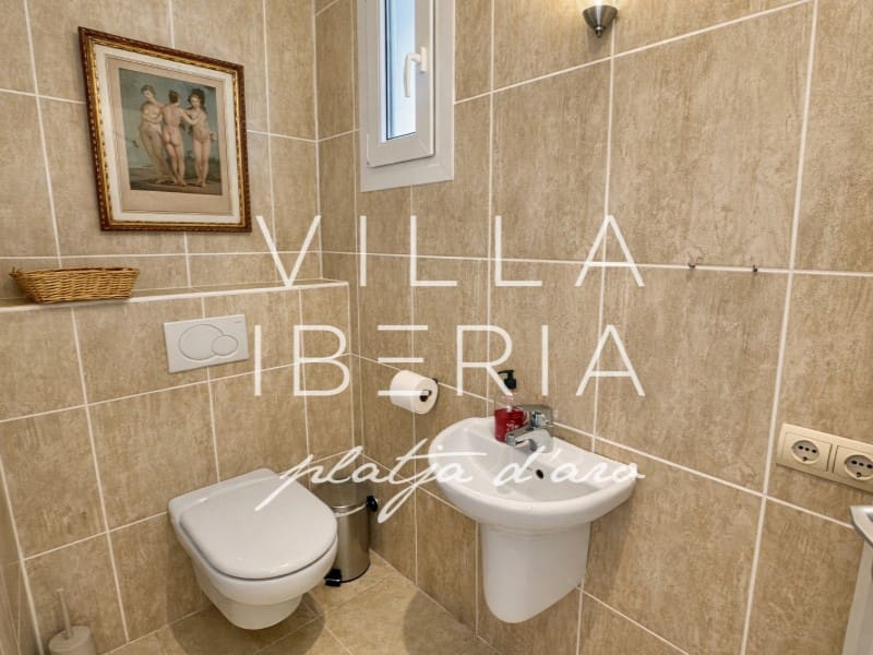 7 slaapkamer Villa te koop in Santa Cristina d'Aro met zwembad garage - € 1.375.000 (Ref: 9744120)