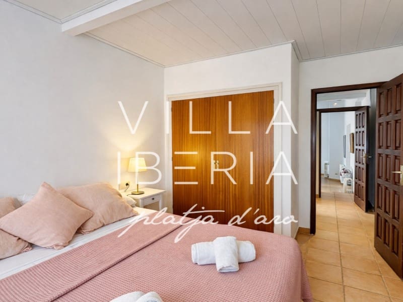 7 slaapkamer Villa te koop in Santa Cristina d'Aro met zwembad garage - € 1.375.000 (Ref: 9744120)