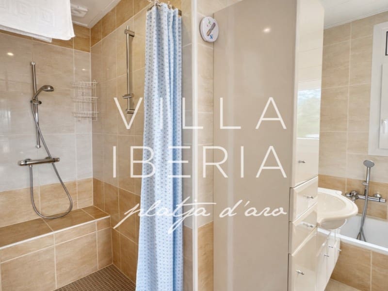 7 slaapkamer Villa te koop in Santa Cristina d'Aro met zwembad garage - € 1.375.000 (Ref: 9744120)