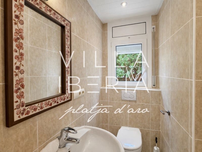 7 slaapkamer Villa te koop in Santa Cristina d'Aro met zwembad garage - € 1.375.000 (Ref: 9744120)