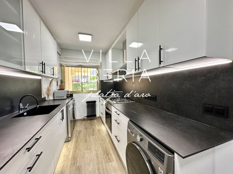 3 soveværelse Lejlighed til salg i S'Agaro - € 675.000 (Ref: 9761921)