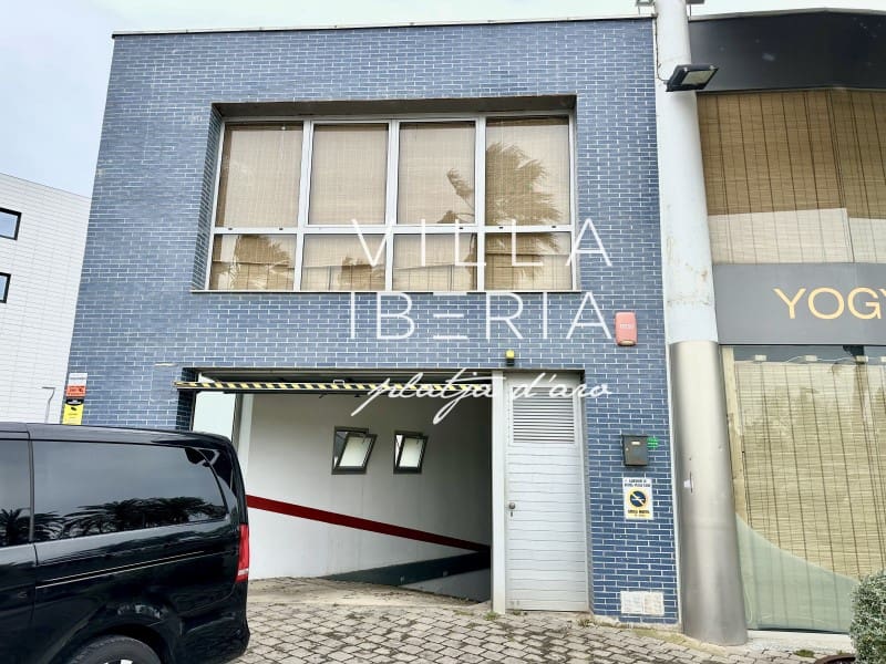 Garage for sale in Platja d'Aro - € 15,000 (Ref: 9780469)