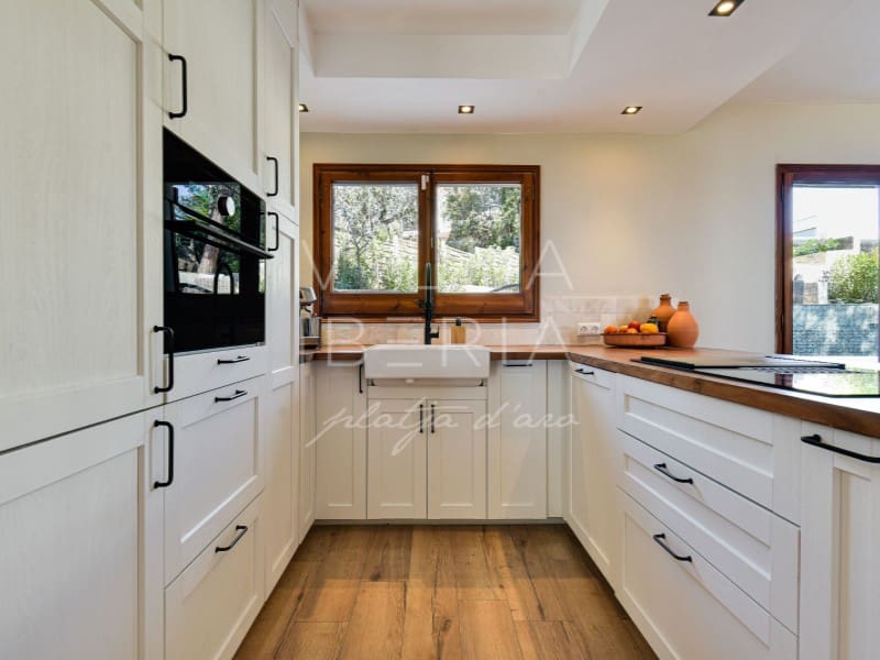 4 chambre Villa/Maison à vendre à Calonge i Sant Antoni avec piscine garage - 875 000 € (Ref: 9787011)