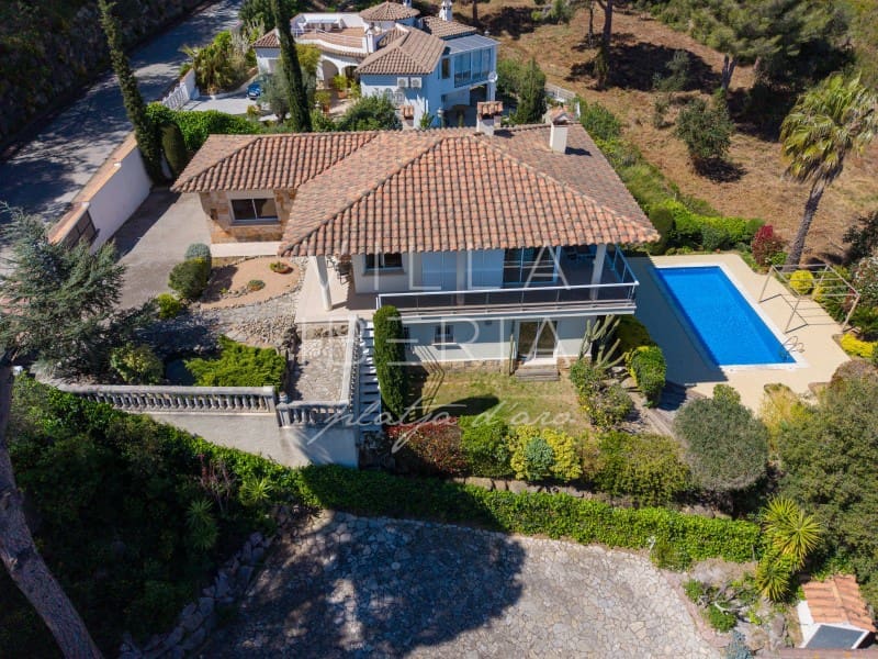 4 bedroom Villa for sale in Calonge i Sant Antoni with pool garage - € 825,000 (Ref: 9794517)