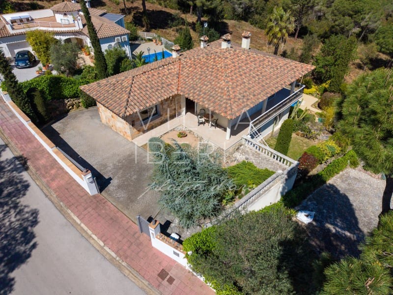 4 bedroom Villa for sale in Calonge i Sant Antoni with pool garage - € 825,000 (Ref: 9794517)