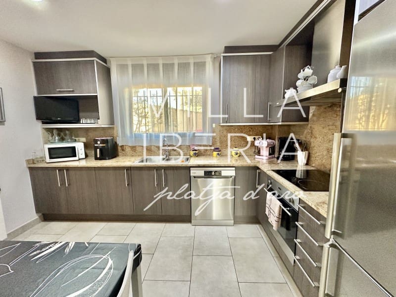 4 quarto Moradia para venda em S'Agaro com piscina garagem - 625 000 € (Ref: 9799160)