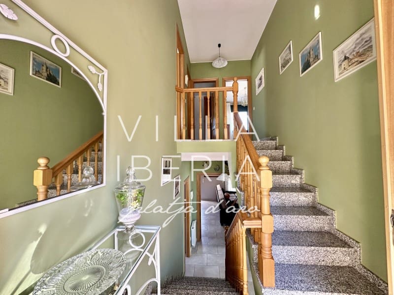 4 quarto Moradia para venda em S'Agaro com piscina garagem - 625 000 € (Ref: 9799160)