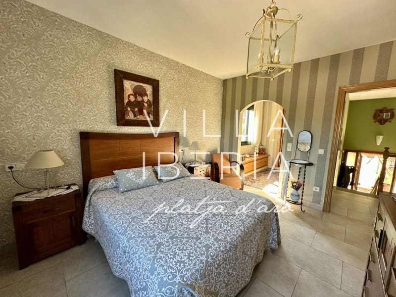 4 quarto Moradia para venda em S'Agaro com piscina garagem - 625 000 € (Ref: 9799160)