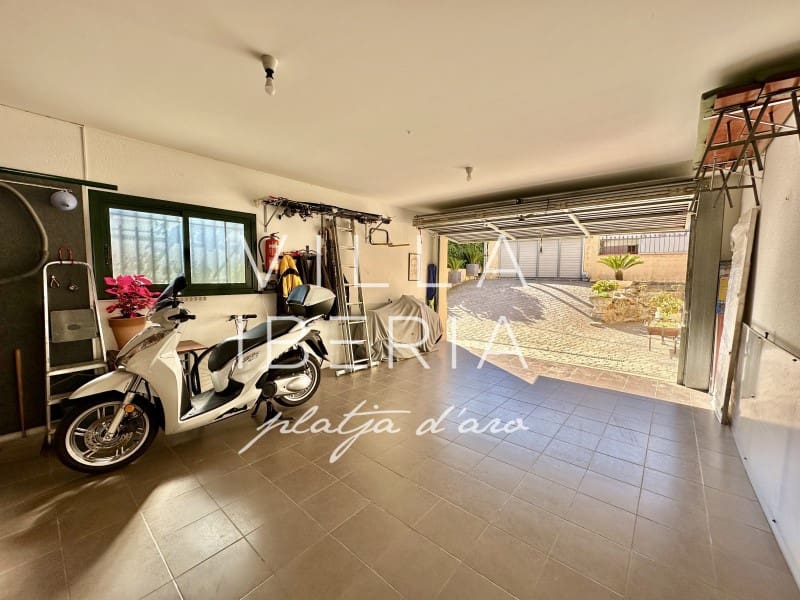 4 quarto Moradia para venda em S'Agaro com piscina garagem - 625 000 € (Ref: 9799160)