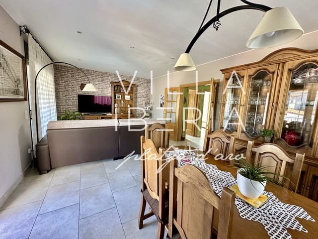 4 quarto Moradia para venda em S'Agaro, Castell-Platja d'Aro com piscina garagem - 625 000 € (Ref: 9799160)