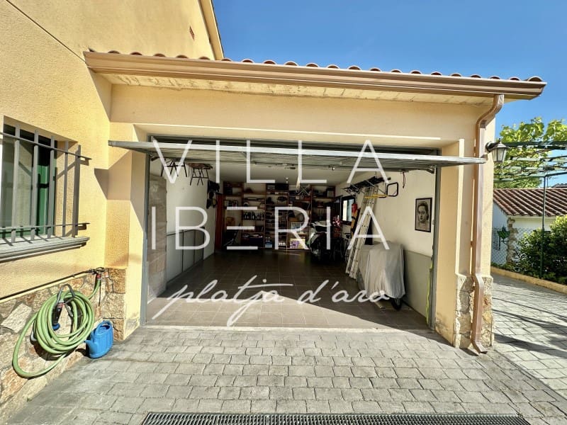 4 quarto Moradia para venda em S'Agaro com piscina garagem - 625 000 € (Ref: 9799160)