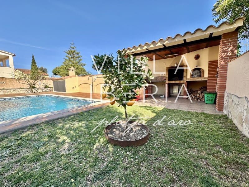 4 quarto Moradia para venda em S'Agaro com piscina garagem - 625 000 € (Ref: 9799160)