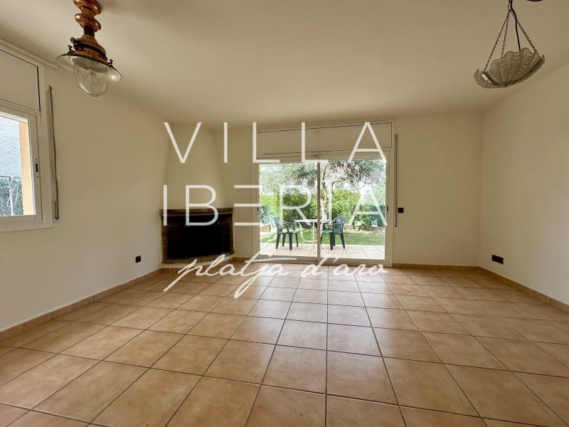 4 camera da letto Villa in vendita in S'Agaro con garage - 550.000 € (Rif: 9806411)