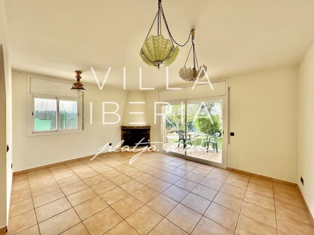 4 camera da letto Villa in vendita in S'Agaro, Castell-Platja d'Aro con garage - 550.000 € (Rif: 9806411)