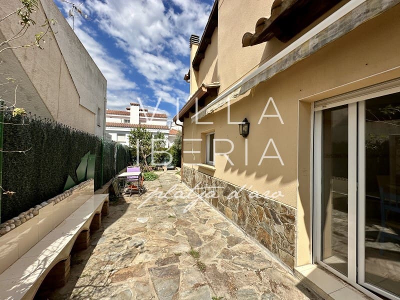 4 camera da letto Villa in vendita in S'Agaro con garage - 550.000 € (Rif: 9806411)