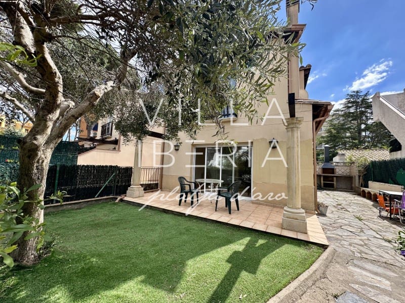 4 camera da letto Villa in vendita in S'Agaro con garage - 550.000 € (Rif: 9806411)