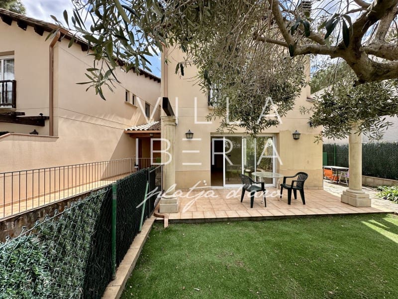 4 camera da letto Villa in vendita in S'Agaro con garage - 550.000 € (Rif: 9806411)