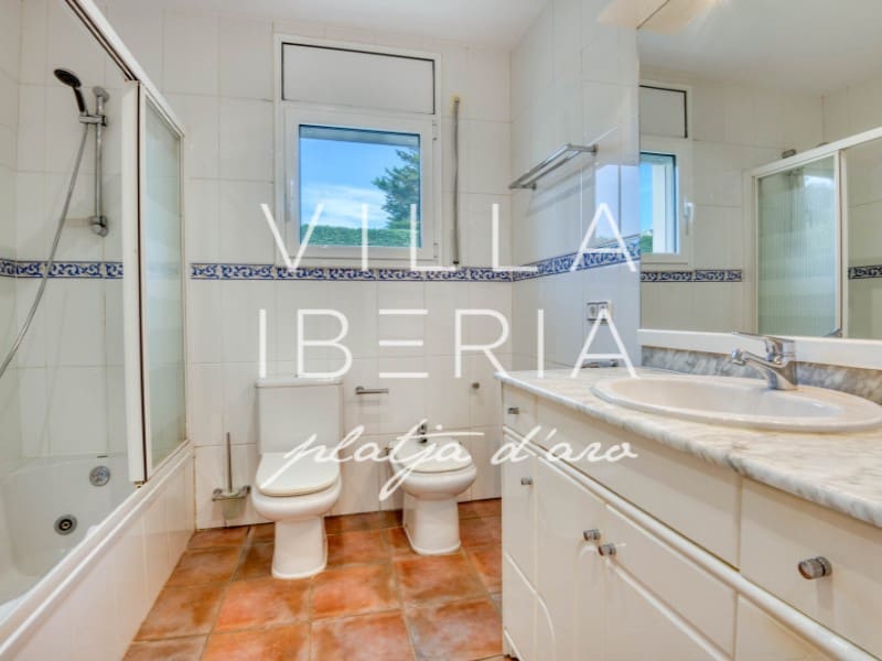 4 camera da letto Villa in vendita in Santa Cristina d'Aro con piscina garage - 685.000 € (Rif: 9825055)
