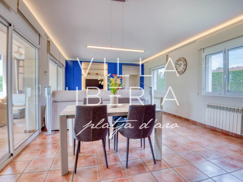 4 camera da letto Villa in vendita in Santa Cristina d'Aro con piscina garage - 685.000 € (Rif: 9825055)