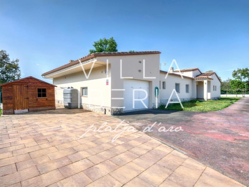4 camera da letto Villa in vendita in Santa Cristina d'Aro con piscina garage - 685.000 € (Rif: 9825055)