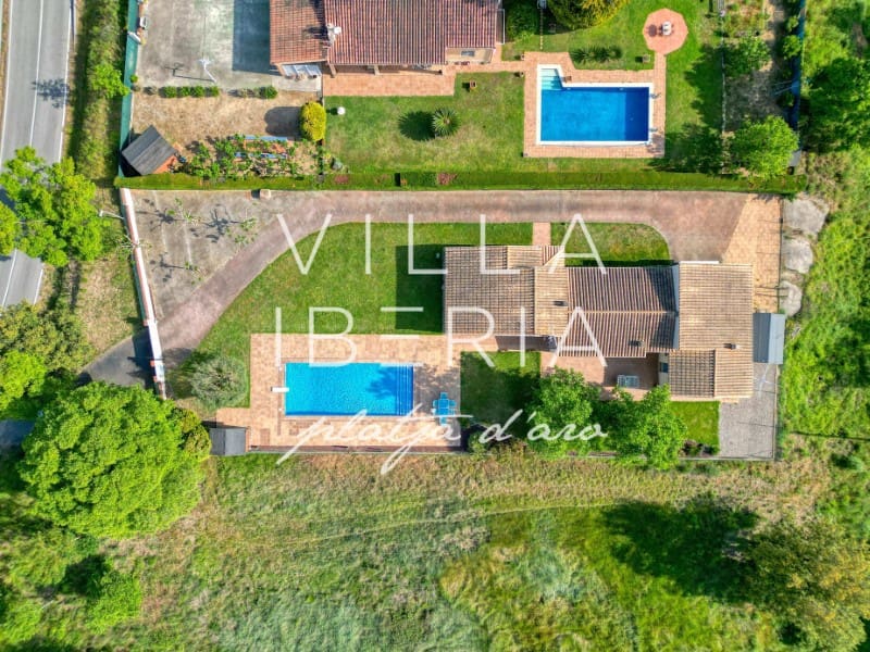 4 camera da letto Villa in vendita in Santa Cristina d'Aro con piscina garage - 685.000 € (Rif: 9825055)