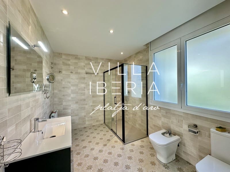 5 bedroom Villa for sale in Calonge i Sant Antoni with pool garage - € 1,500,000 (Ref: 9825056)