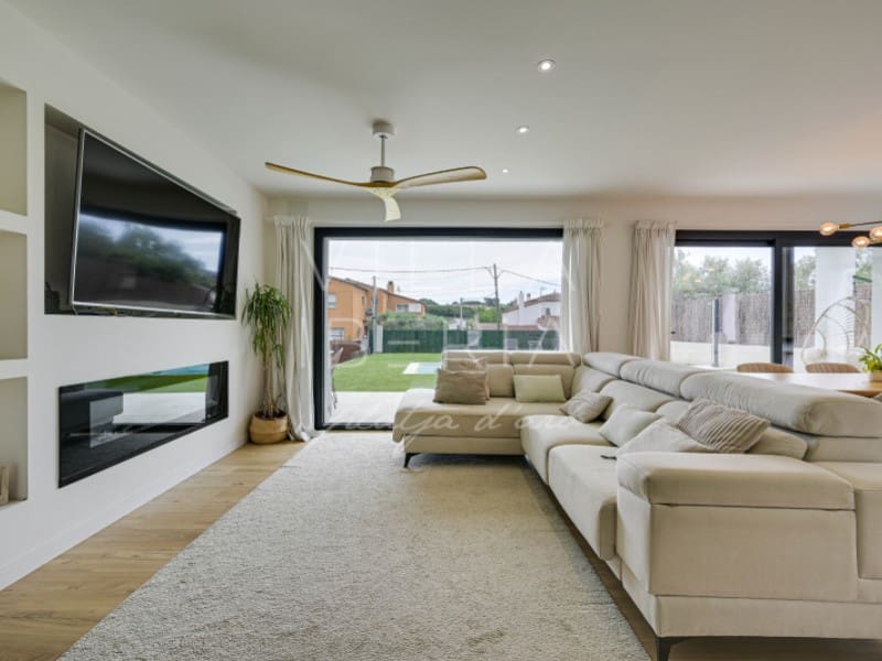 3 chambre Villa/Maison à vendre à Calonge i Sant Antoni avec piscine garage - 820 000 € (Ref: 9846171)