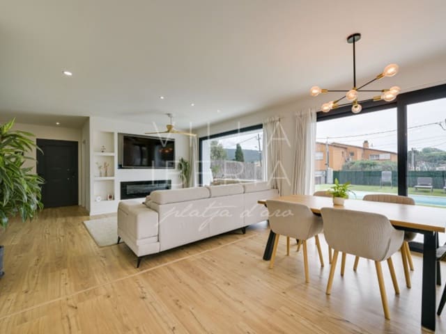 3 chambre Villa/Maison à vendre à Calonge i Sant Antoni avec piscine garage - 820 000 € (Ref: 9846171)