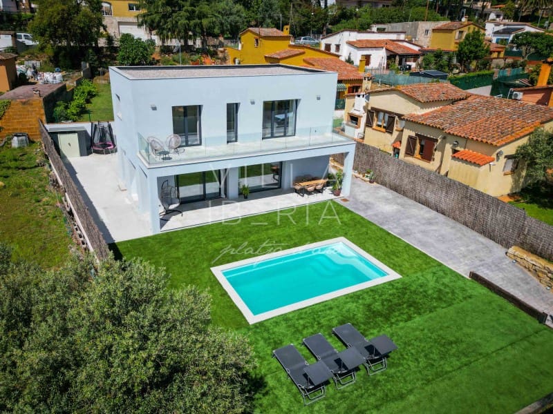 3 chambre Villa/Maison à vendre à Calonge i Sant Antoni avec piscine garage - 820 000 € (Ref: 9846171)