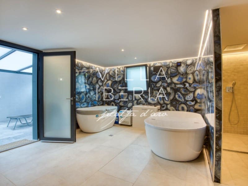5 slaapkamer Villa te koop in Santa Cristina d'Aro met zwembad garage - € 2.800.000 (Ref: 9851686)