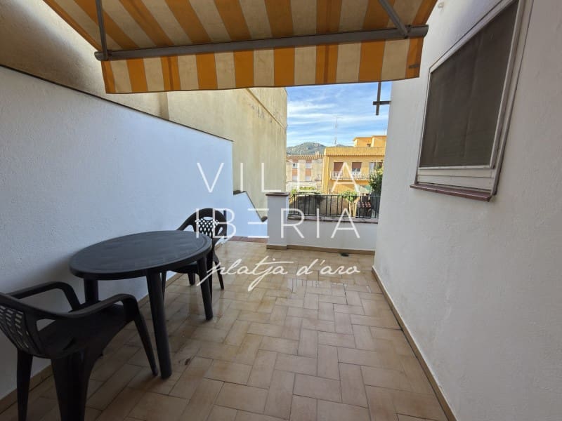 2 bedroom Villa for sale in Sant Feliu de Guixols - € 298,000 (Ref: 9857626)