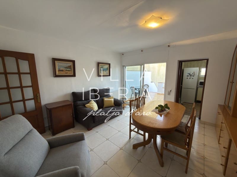 2 bedroom Villa for sale in Sant Feliu de Guixols - € 298,000 (Ref: 9857626)