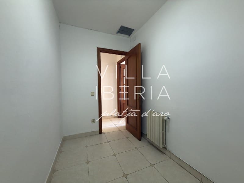 2 bedroom Villa for sale in Sant Feliu de Guixols - € 298,000 (Ref: 9857626)