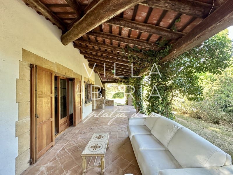 4 slaapkamer Villa te koop in Santa Cristina d'Aro met garage - € 800.000 (Ref: 9865120)