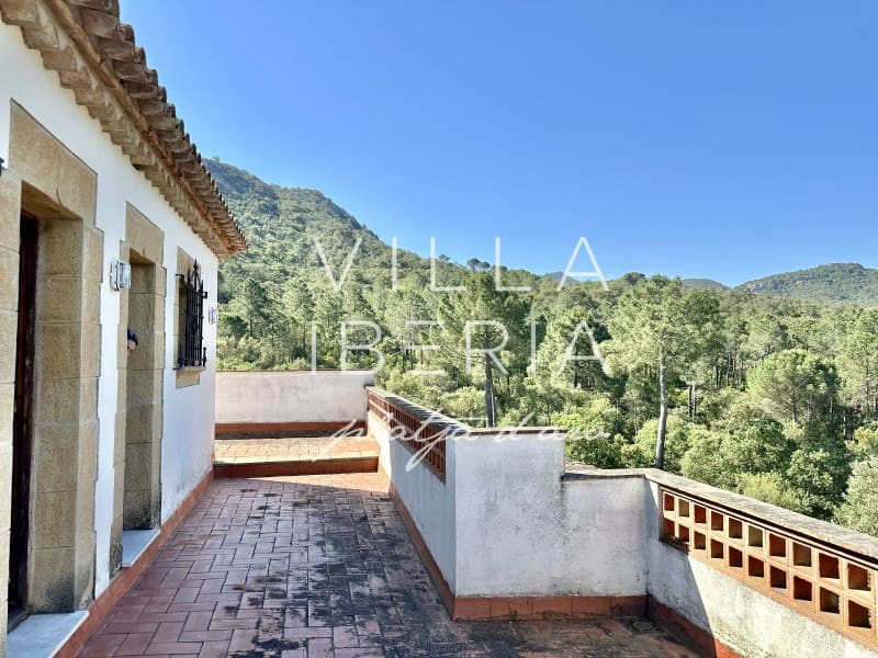 4 slaapkamer Villa te koop in Santa Cristina d'Aro met garage - € 800.000 (Ref: 9865120)