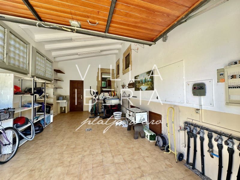4 slaapkamer Villa te koop in Santa Cristina d'Aro met garage - € 800.000 (Ref: 9865120)