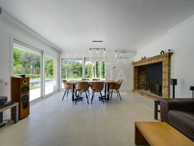 5 bedroom Villa for sale in Santa Cristina d'Aro with pool garage - € 1,230,000 (Ref: 9865121)